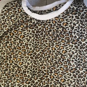 XL zyia cheetah print sweater